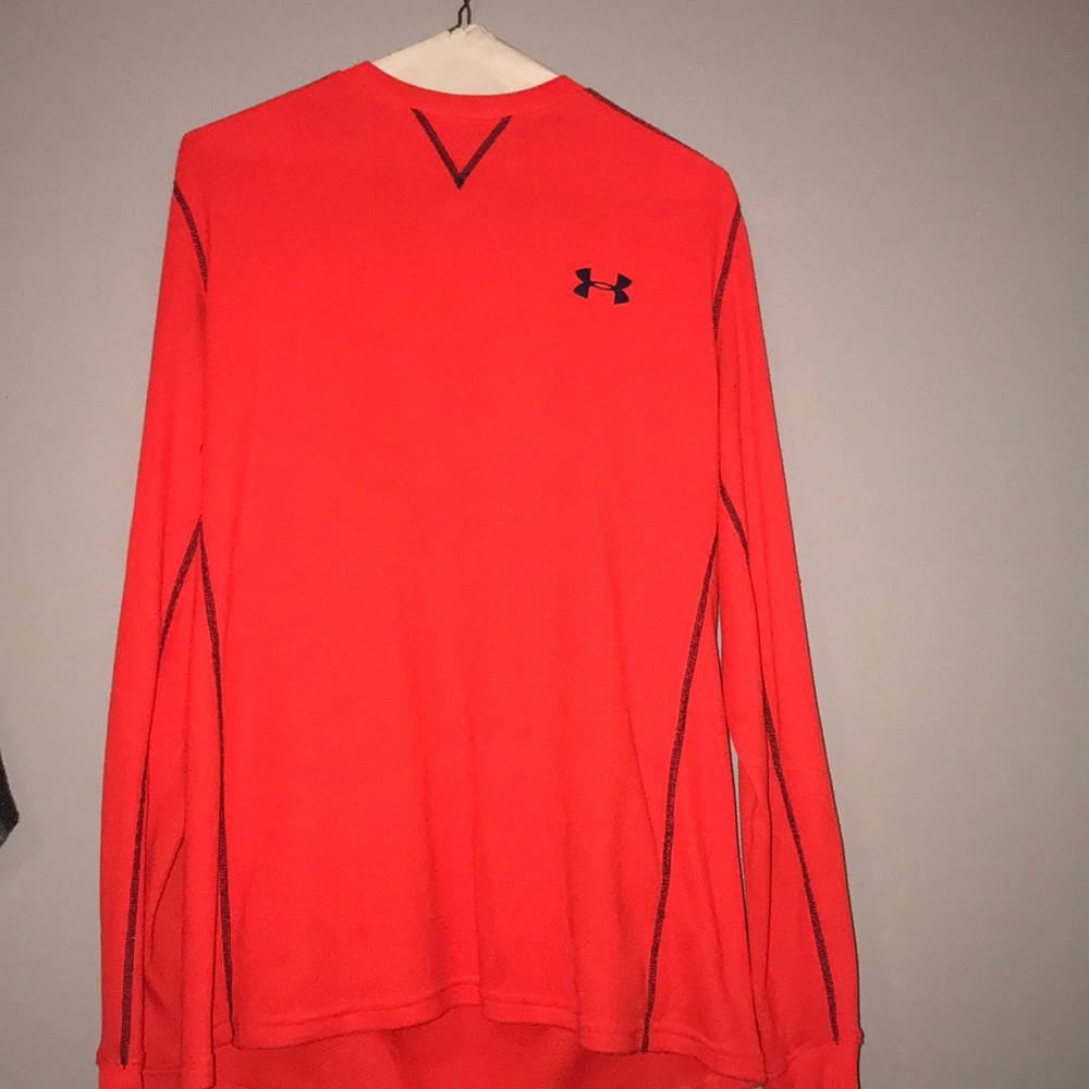 Long sleeve under armor! Size medium!